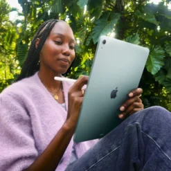 Apple iPad Air 13