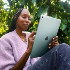 Apple iPad Air 13