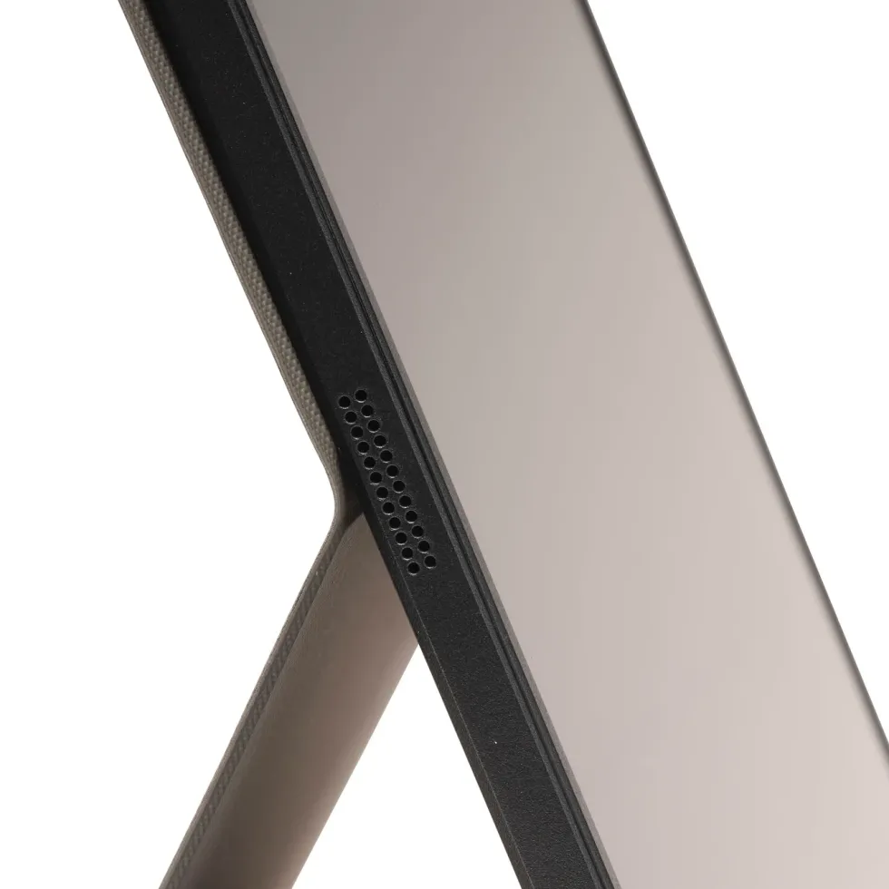 Denver Bärbar Full HD-skärm med USB-C och IPS-panel 15,6"