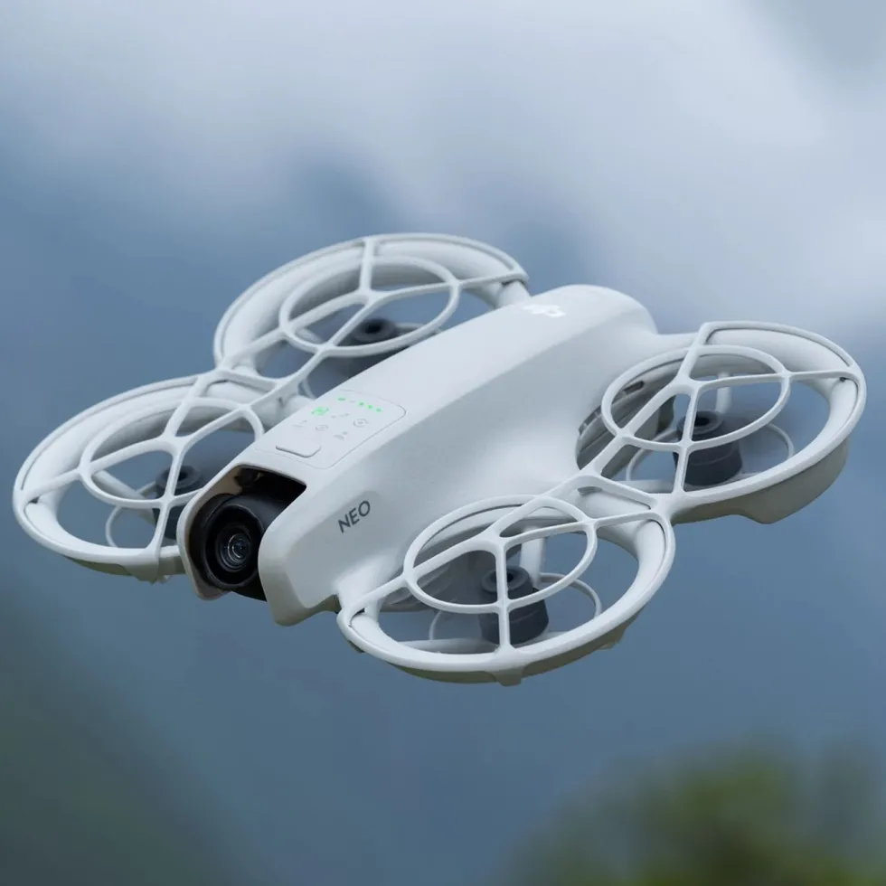 DJI Neo Motion Fly More Combo