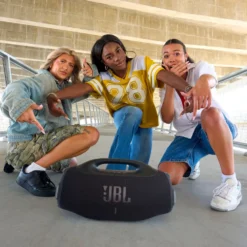 JBL Boombox 4 Trådlös portabel högtalare Svart