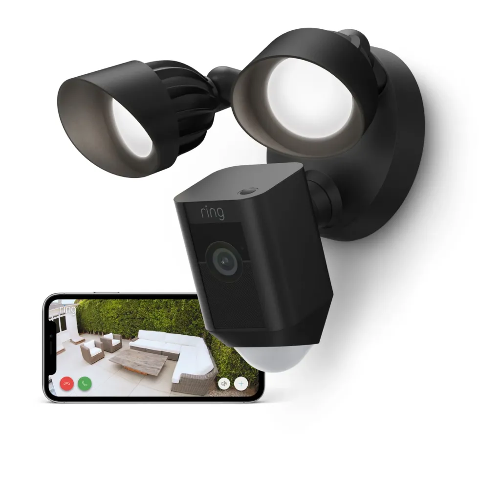 Ring Floodlight Cam Wired Plus Svart