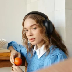 Sudio K2 trådlösa over-ear-hörlurar Svart