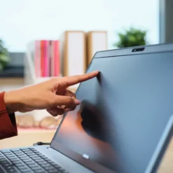 Trust Privacy Filter för laptop 15,6