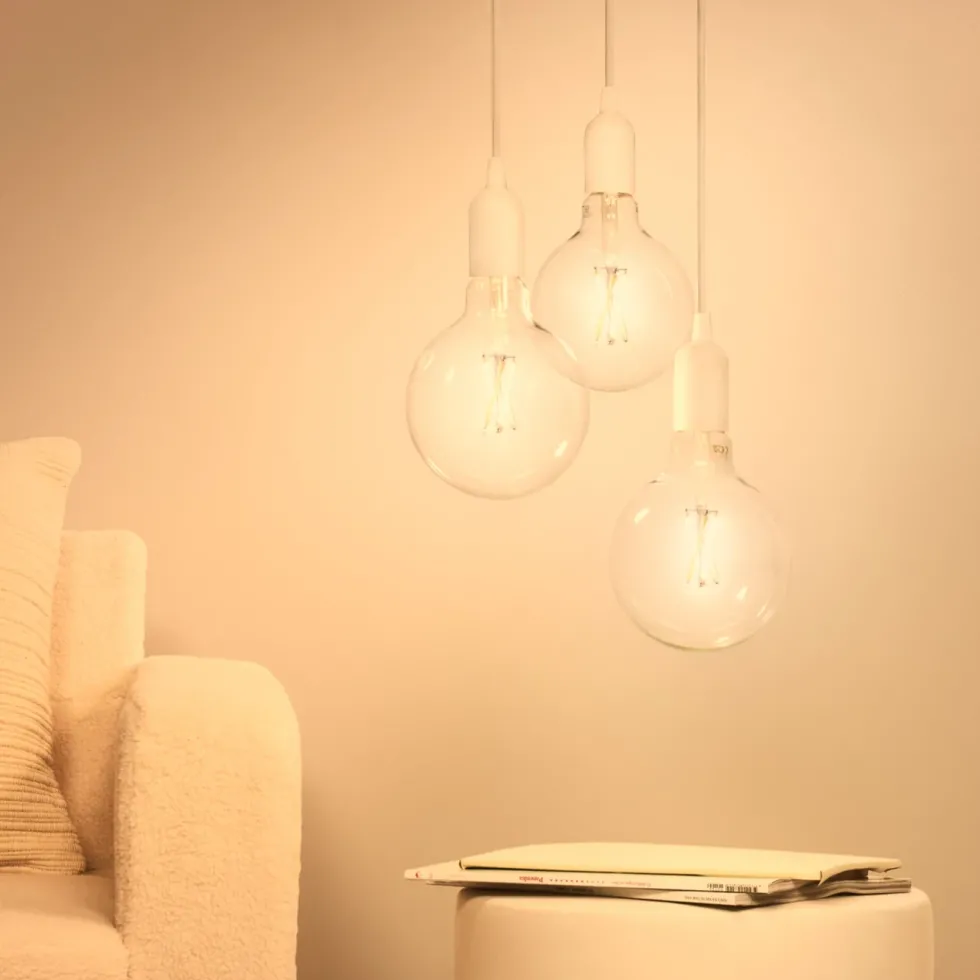 WiZ Amber Filament G200 Smart LED-lampa E27 390 lm