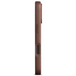 WOOLNUT Läderfodral för iPhone 16 Pro Cognac